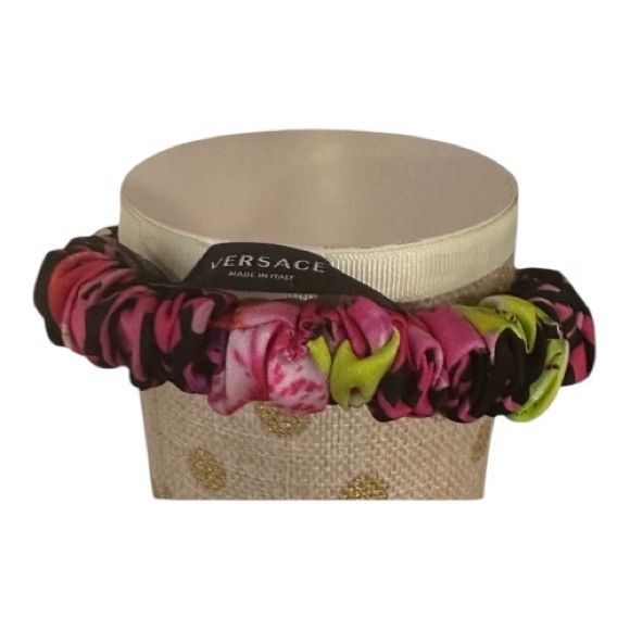 Versace Kids
Ruched hair band - Picture 3 of 4